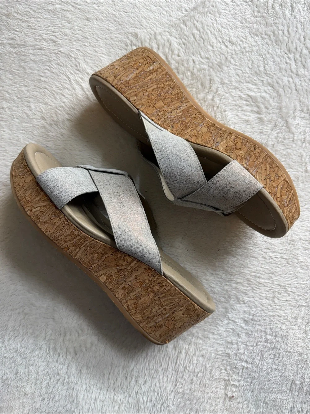 Donald J Pliner Shima Beige Grey Shimmer Cork Wedge Slide Sandals Size 8.5